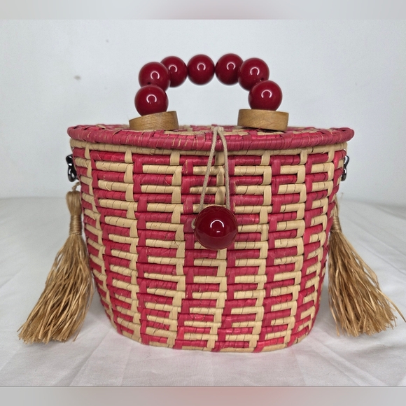 Caterina Mina Handbags - Caterina Mina Stylish 8"x6" Woven Basket Bag From Brazilian Designer